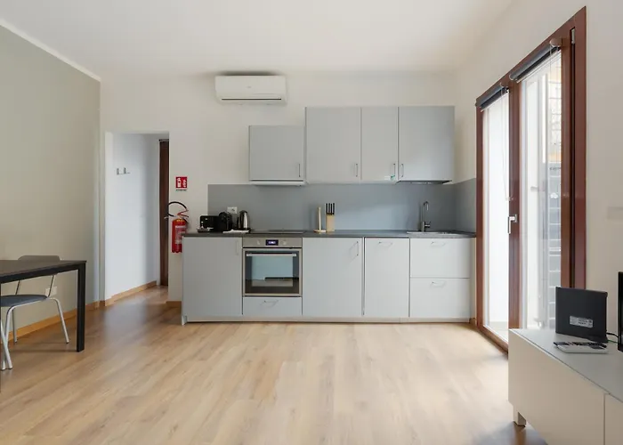 Apartmán Guesthost - Bright With Balcony In *